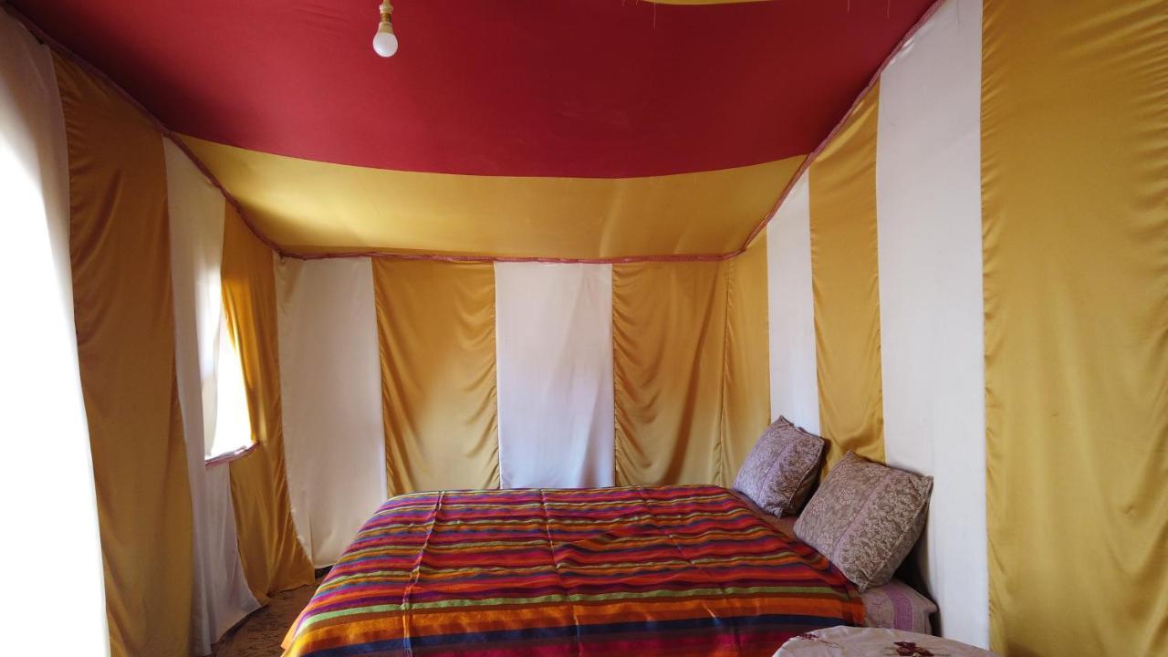 Camp Sahara Dunes Otel M'Hamid Dış mekan fotoğraf