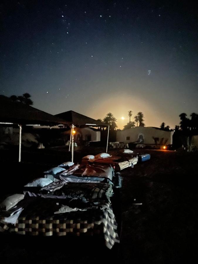 Camp Sahara Dunes Otel M'Hamid Dış mekan fotoğraf