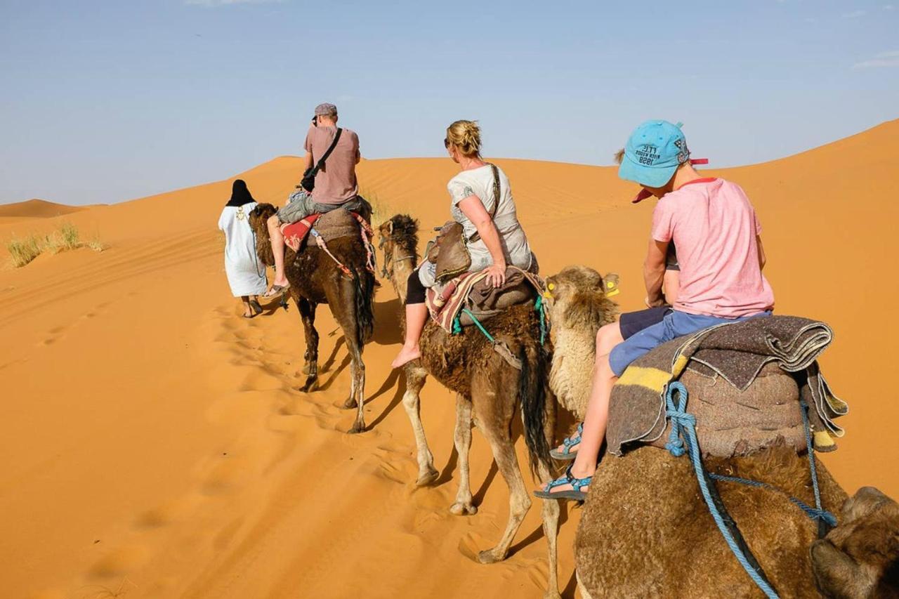 Camp Sahara Dunes Otel M'Hamid Dış mekan fotoğraf